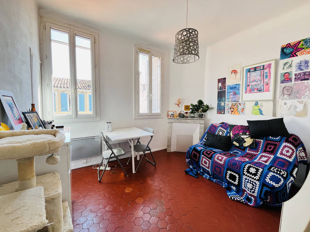 Appartement à MARSEILLE-6E