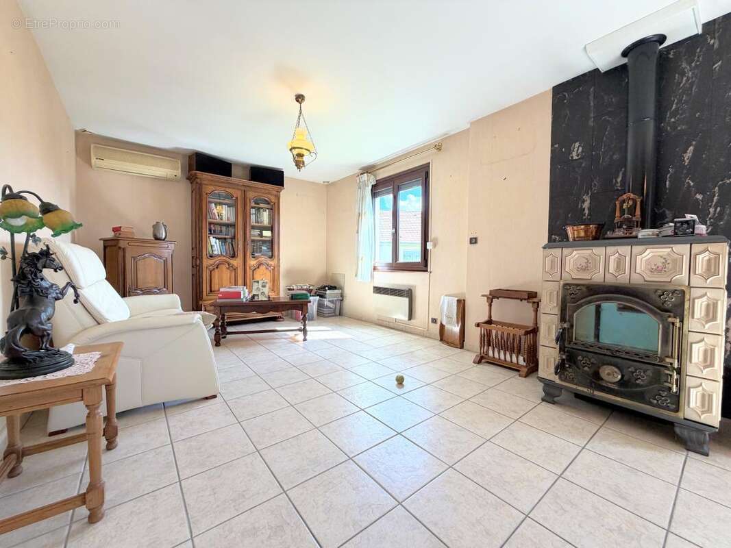 Maison à CHAVELOT