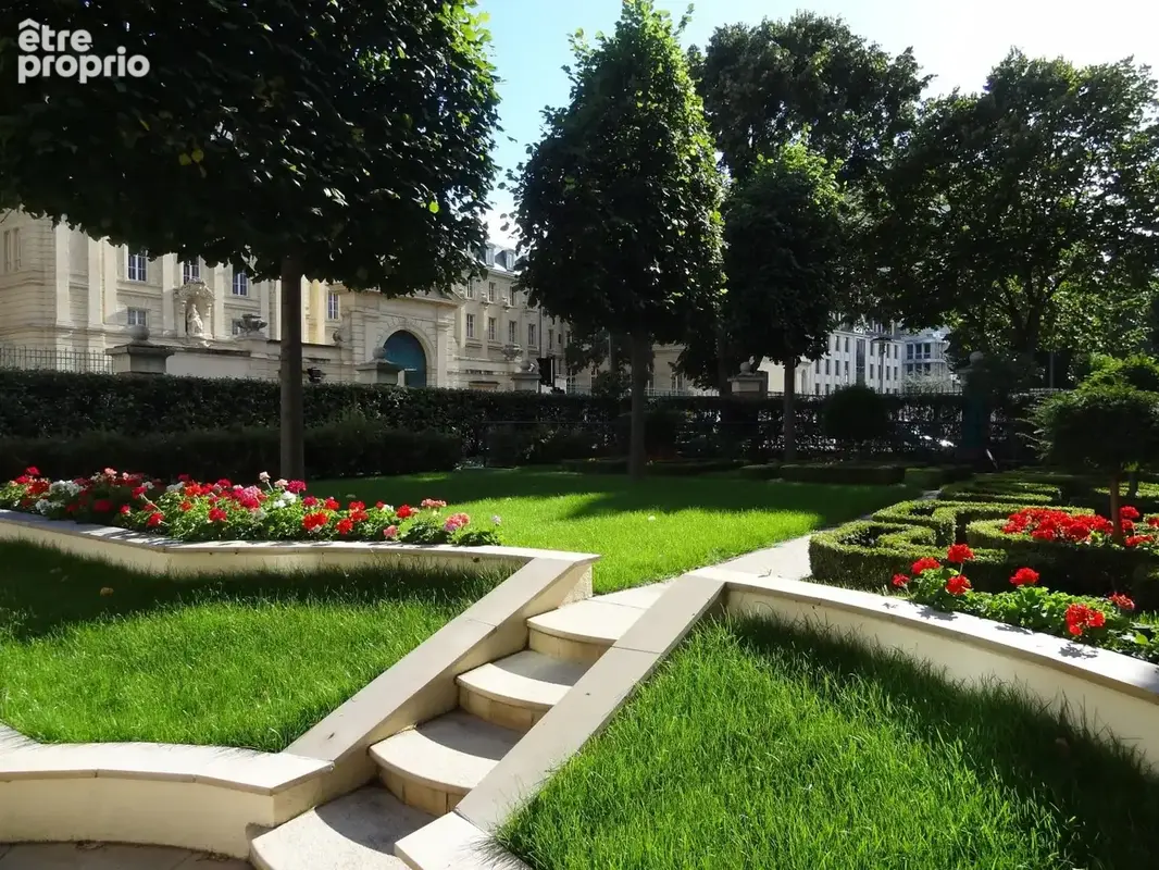 Appartement à ISSY-LES-MOULINEAUX