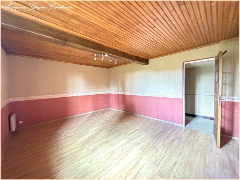 FRIAIZE (28) Maison de plain pied, Surface habitable 160 m², 5 chambres, terrain 4003 m² - photo 10