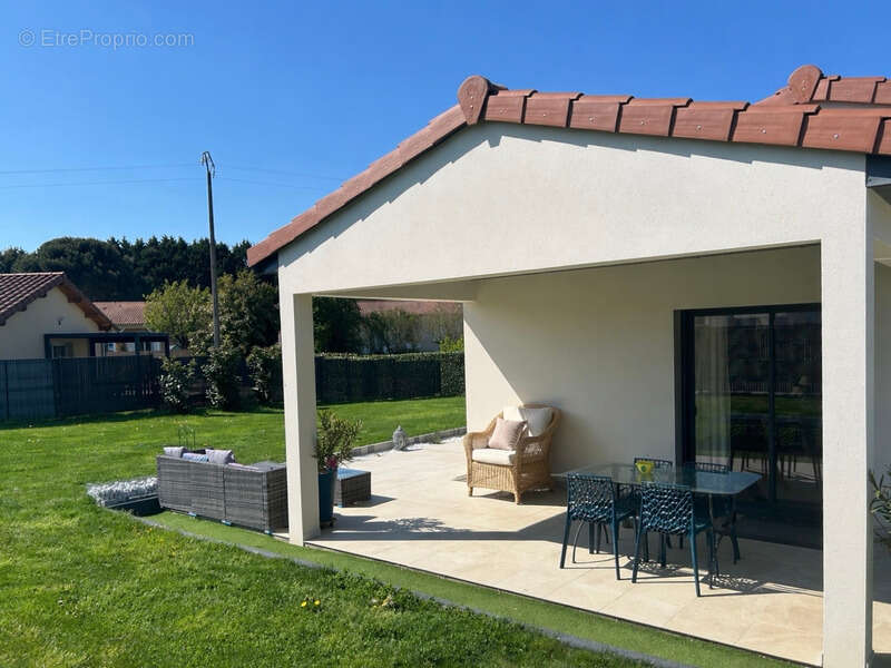 Maison à SAINT-ANDRE-D'HUIRIAT