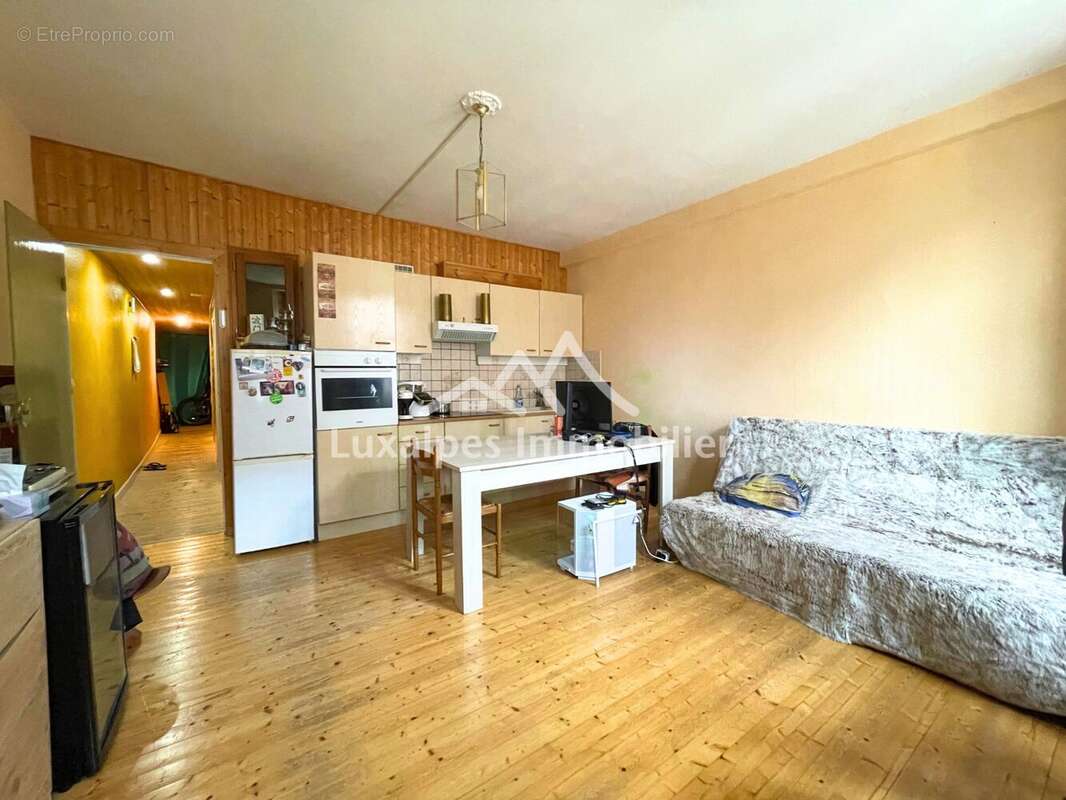 Appartement 54 m² à Thones  - photo 2