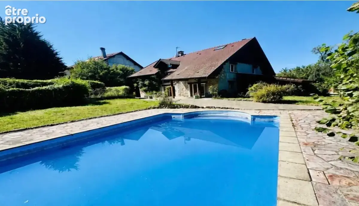 Maison à ALLONZIER-LA-CAILLE