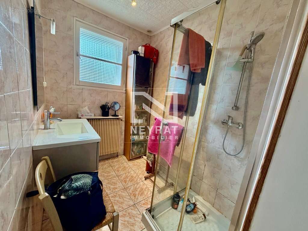 Appartement à CHAMPFORGEUIL