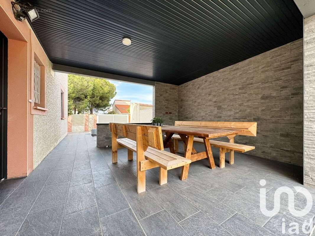 Photo 2 - Maison à PEYRESTORTES