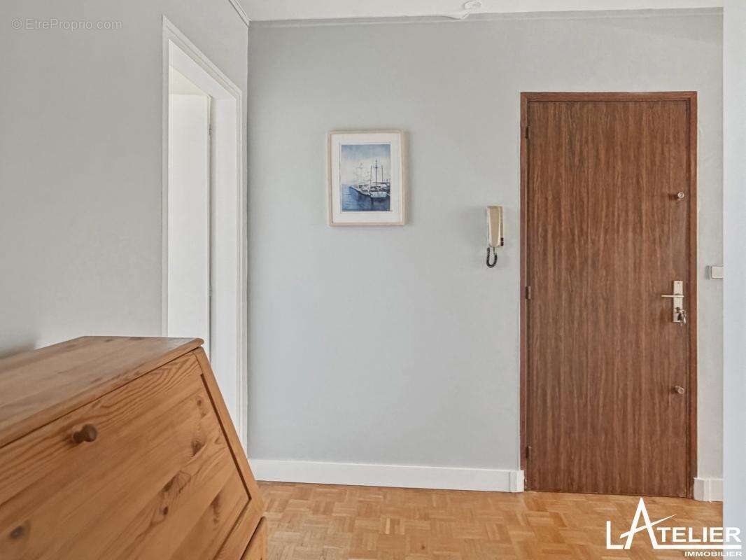 Appartement à MAREIL-MARLY