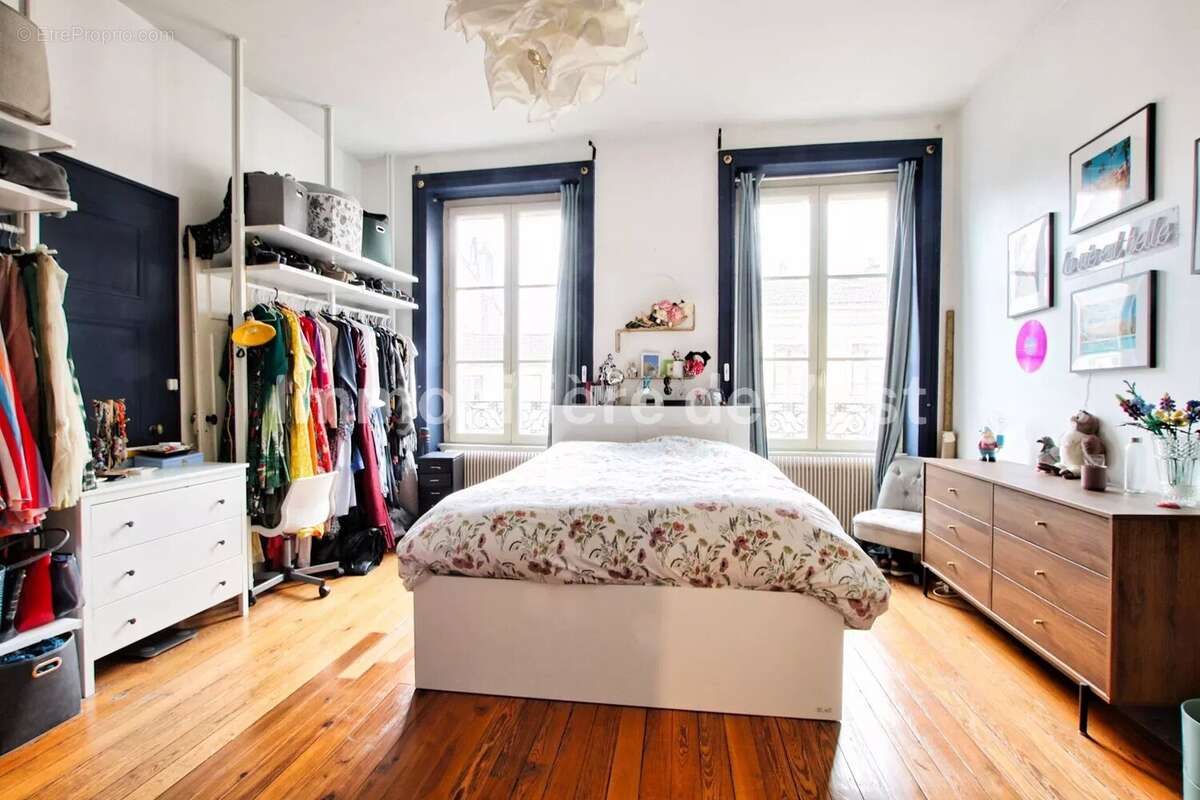 Appartement à LYON-8E