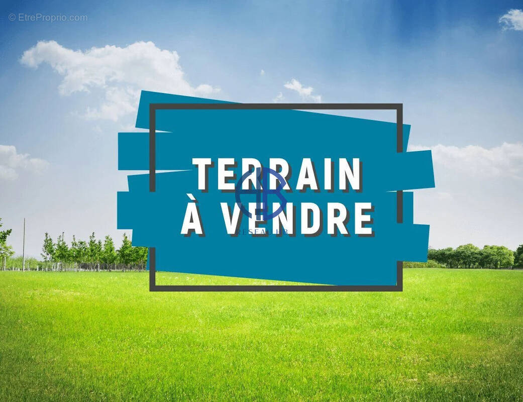 Terrain à BEVENAIS