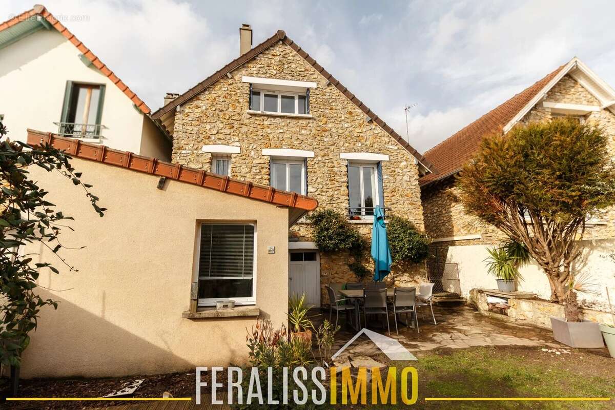 Maison à TRIEL-SUR-SEINE