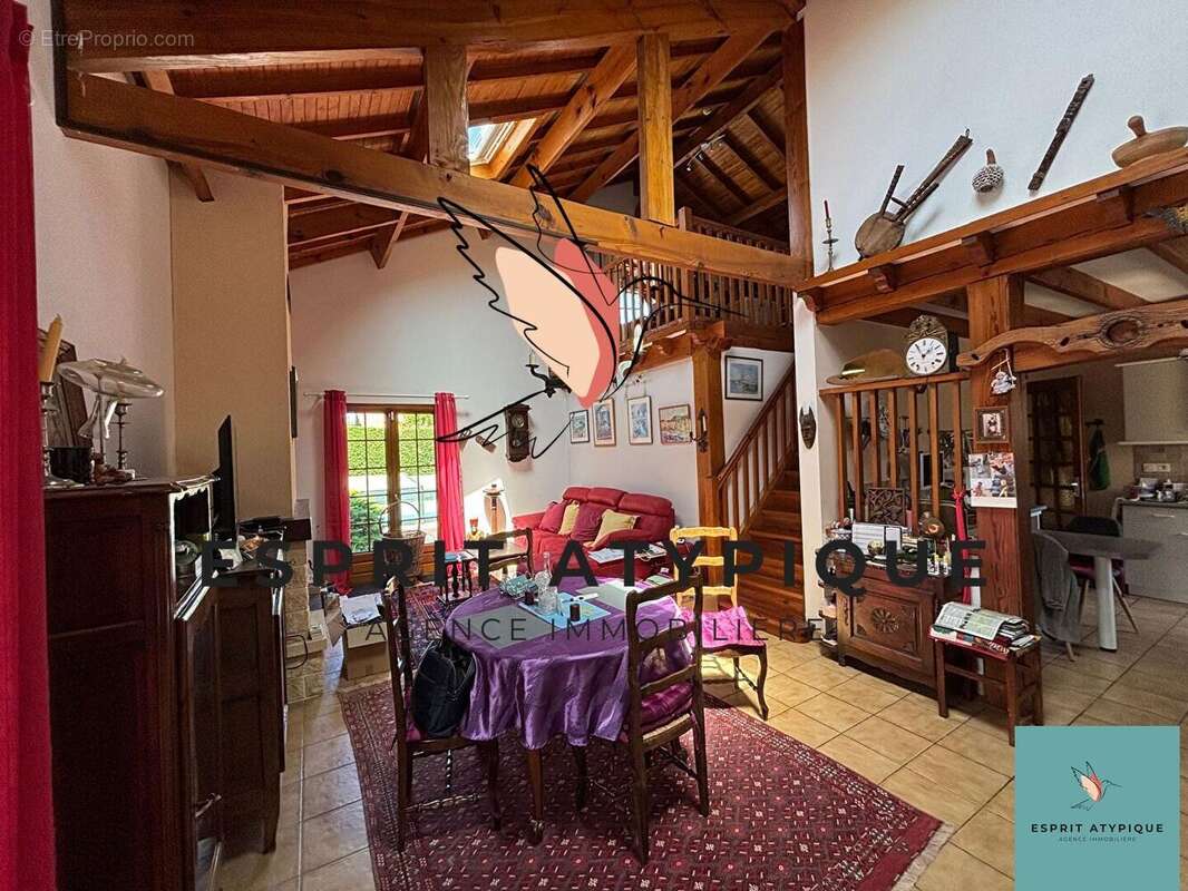Maison 159 m² à Sainte-Eulalie-En-Born  - photo 5
