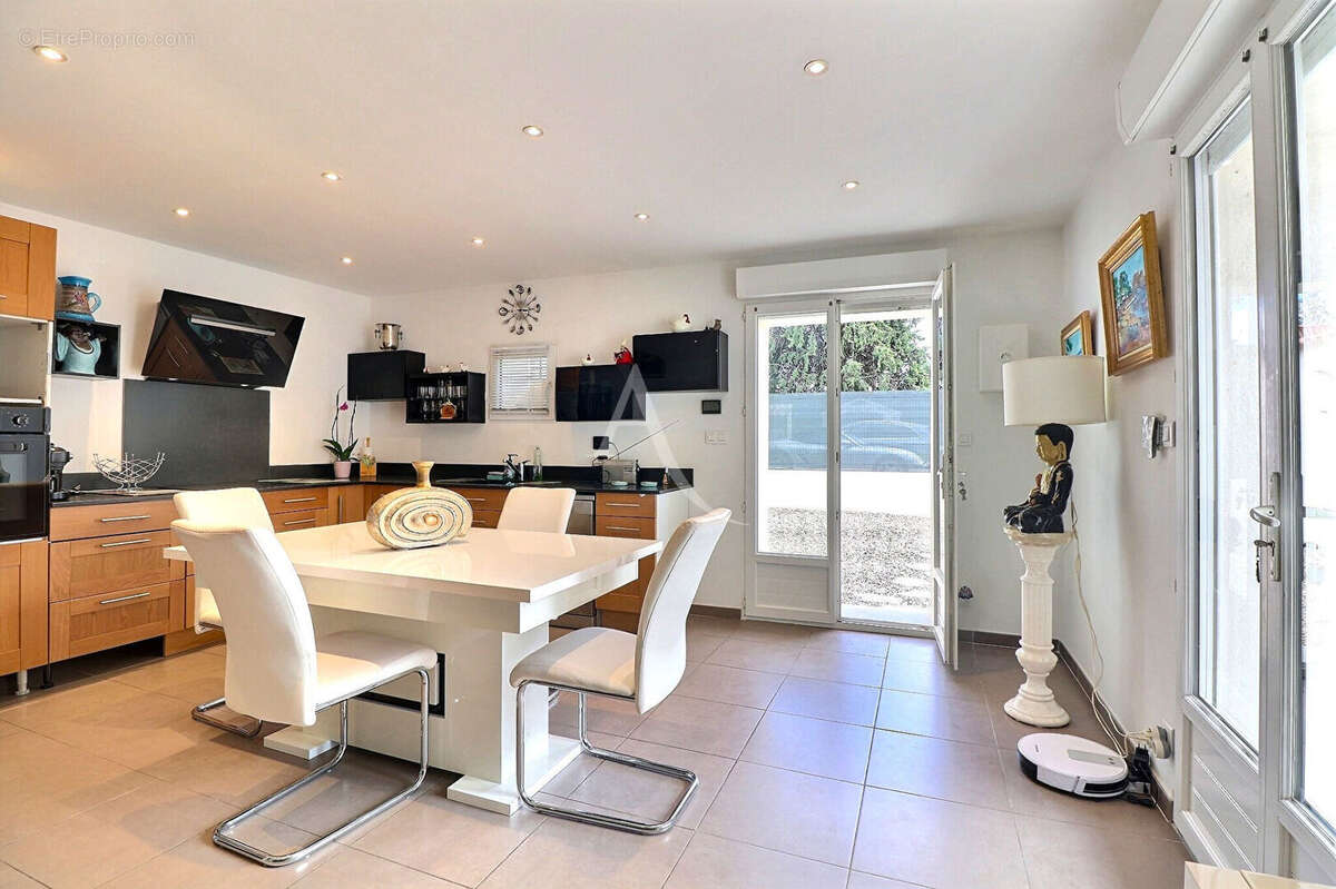 Appartement à PLAN-DE-CUQUES