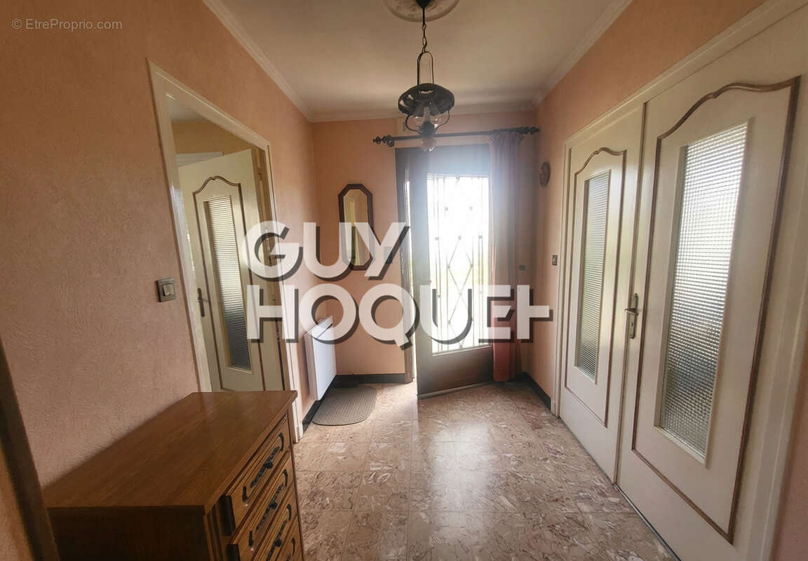 Maison à PARAY-LE-MONIAL