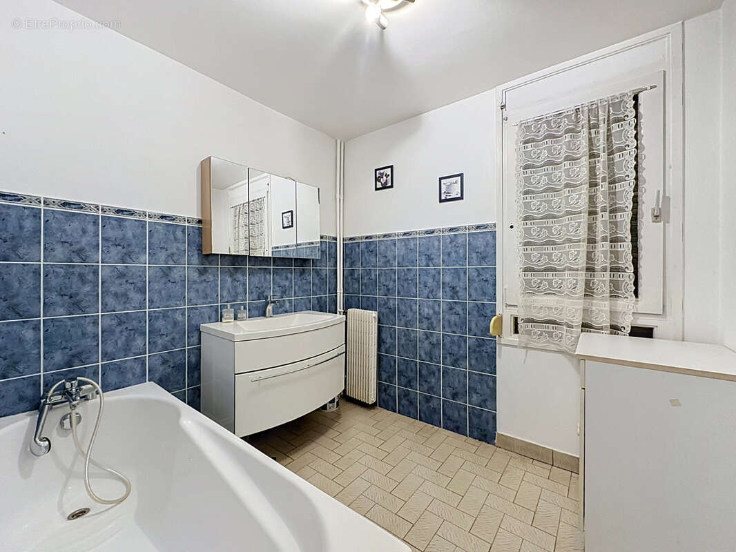 Appartement à LYON-5E