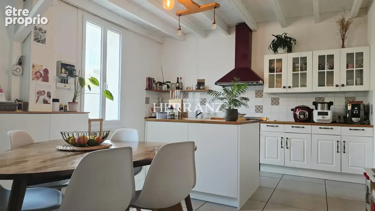 Maison Bourg - 182 m2 avec jardin - Garage - photo 5