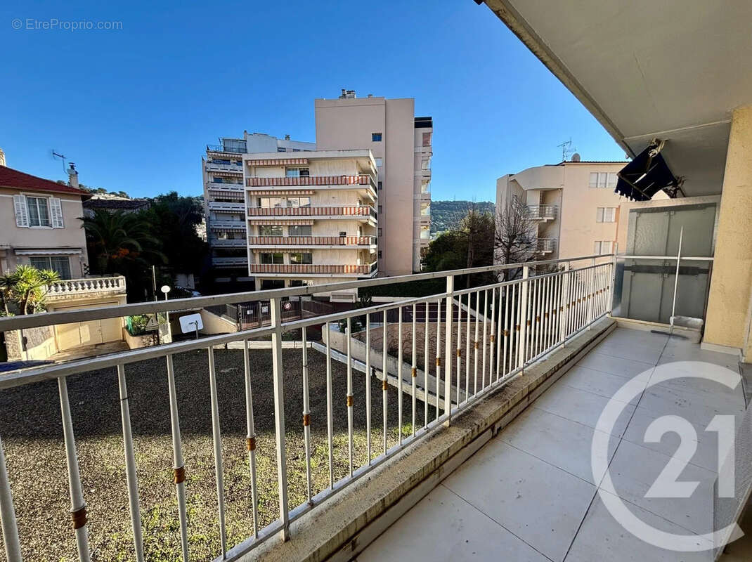 Appartement à LE CANNET