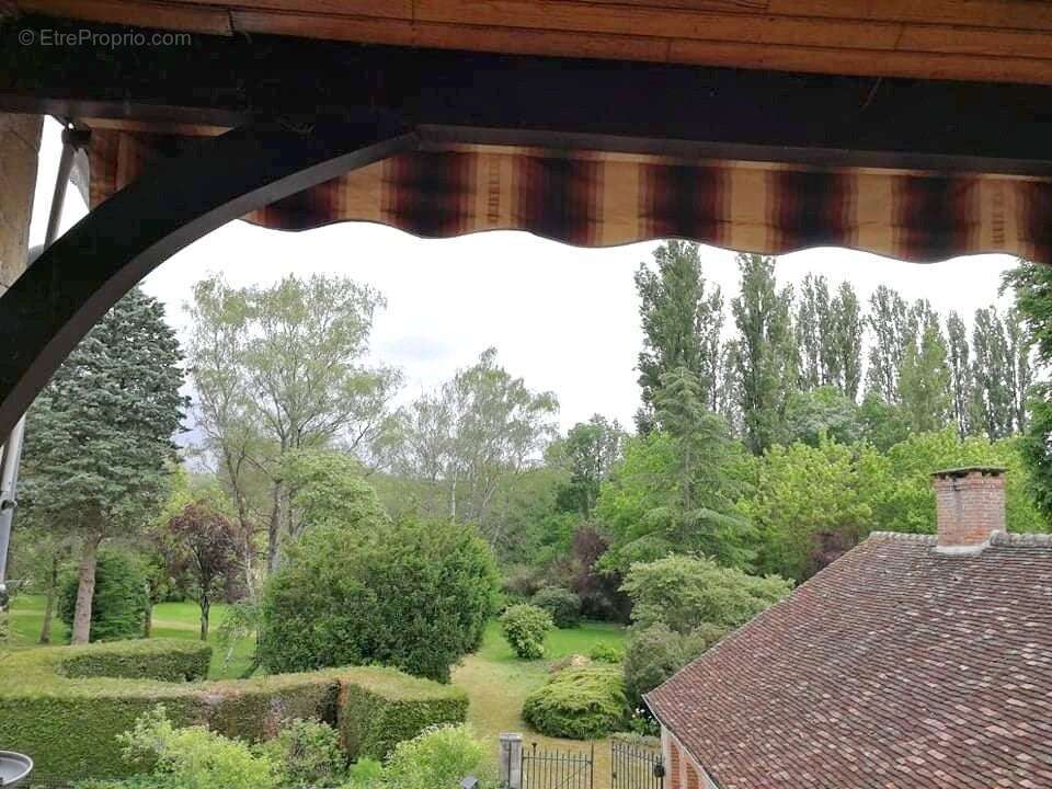 Maison à SANCERGUES