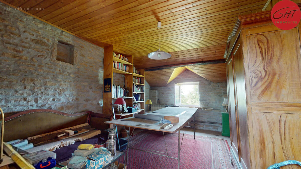 Maison à MARNAY