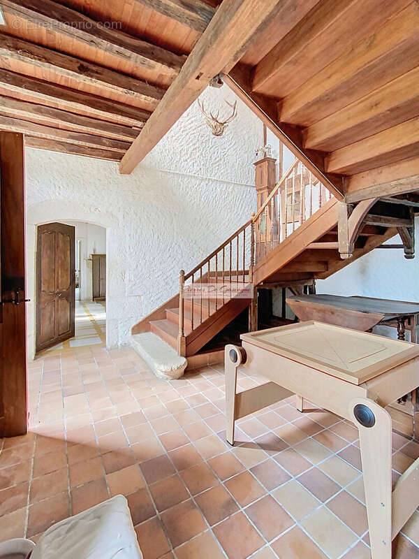 Maison à CASTERA-VERDUZAN