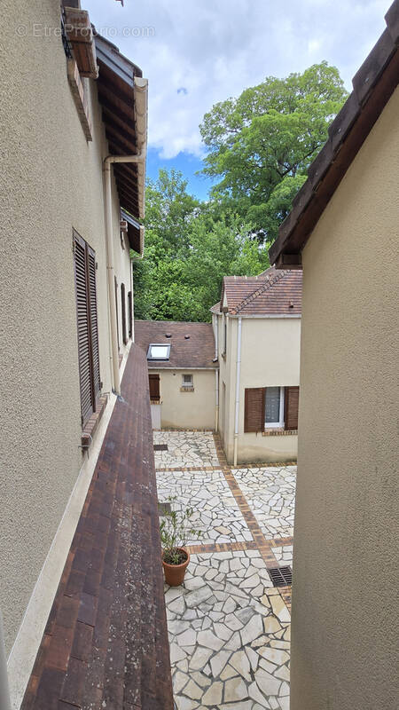 Appartement à LIMOURS