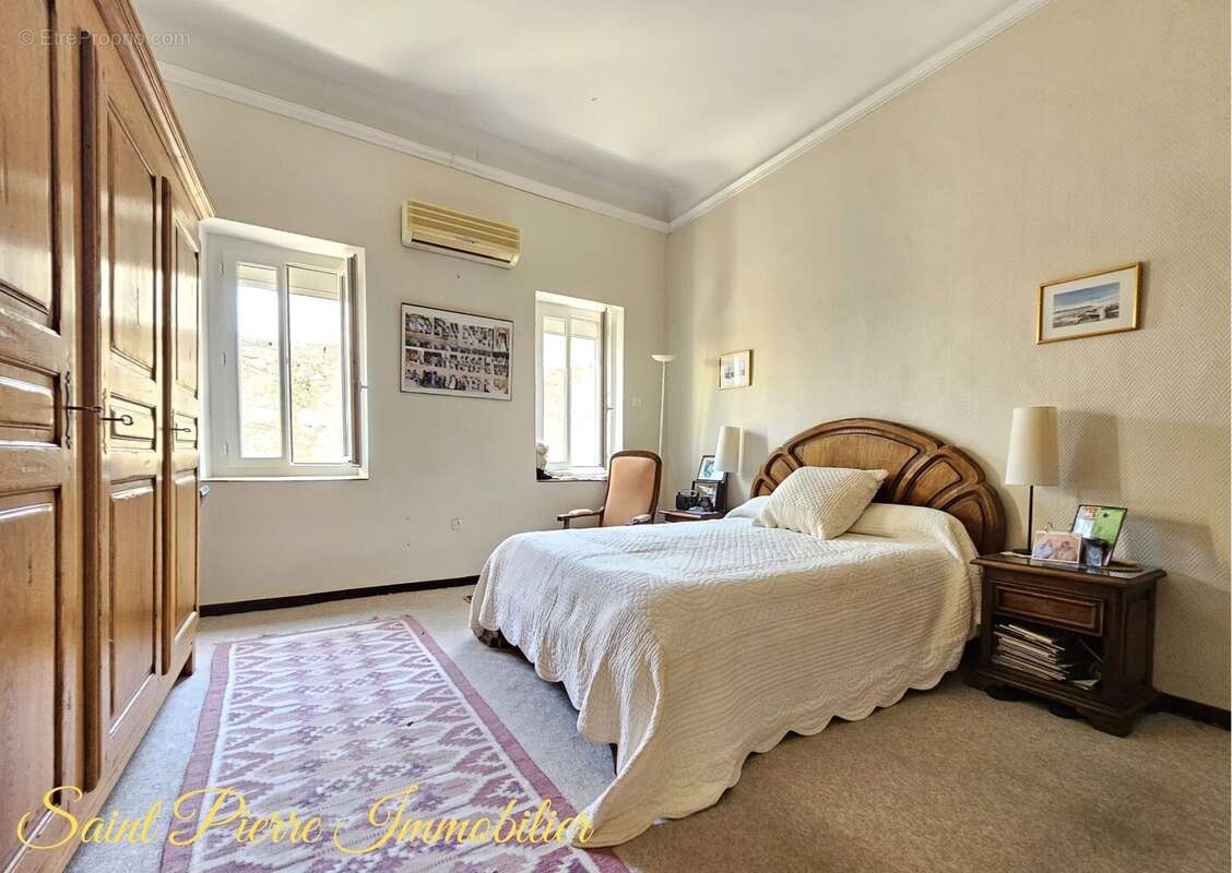 Superbe maison de maître à Saint mitre les remparts - photo 17