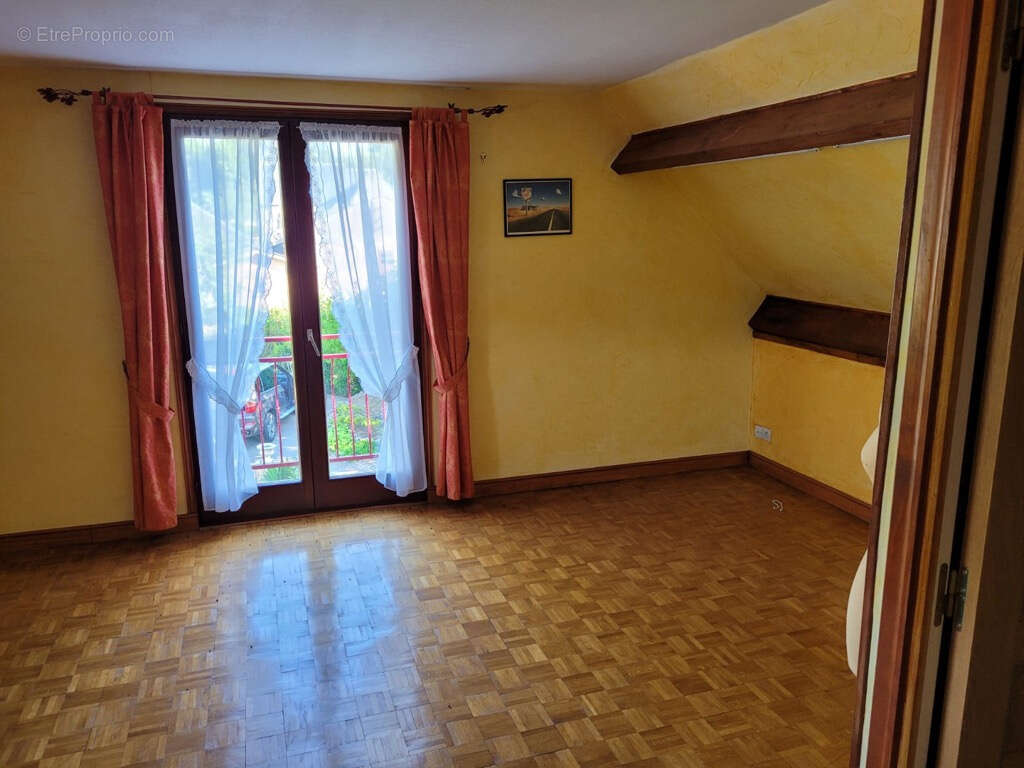 Maison à VADENCOURT