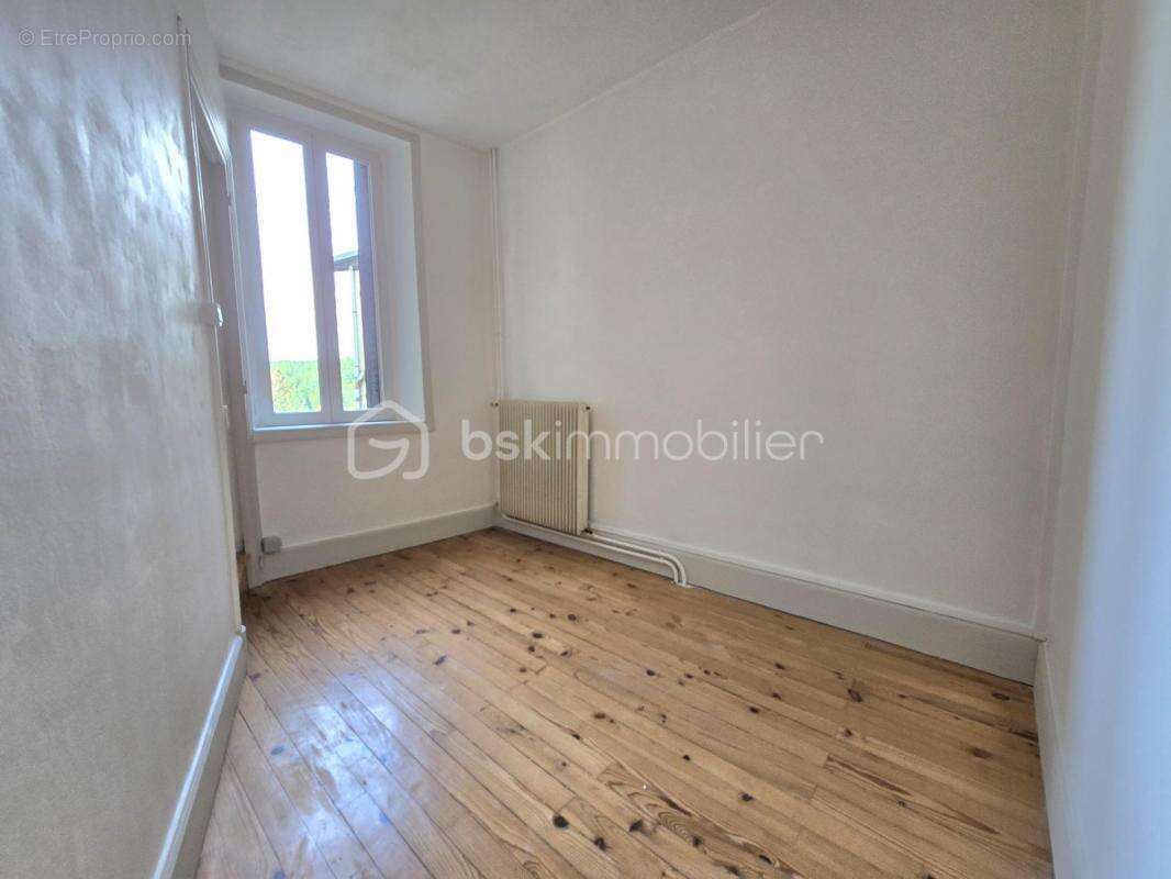 Maison de ville 5 pièces – 70 m² – Saint-Rémy-sur-Durolle - photo 5