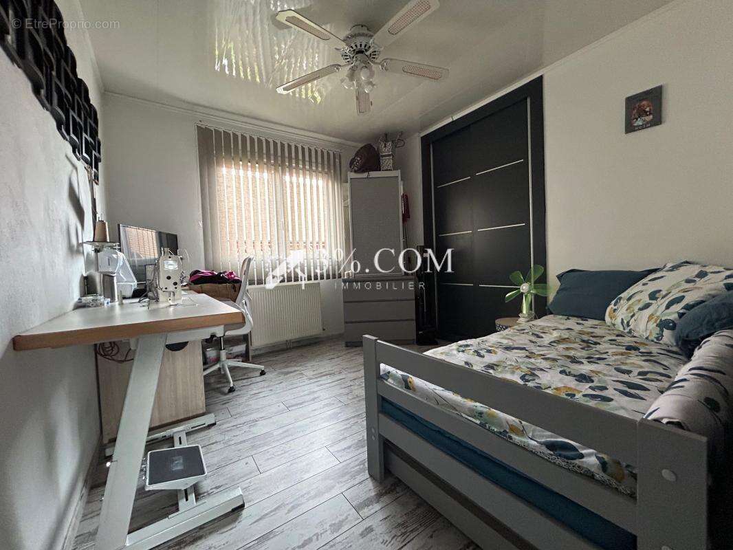 Maison à COURCELLES-LES-LENS