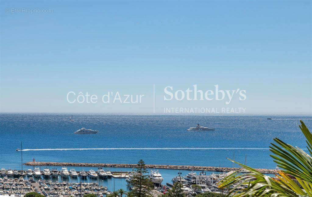 Appartement à BEAULIEU-SUR-MER