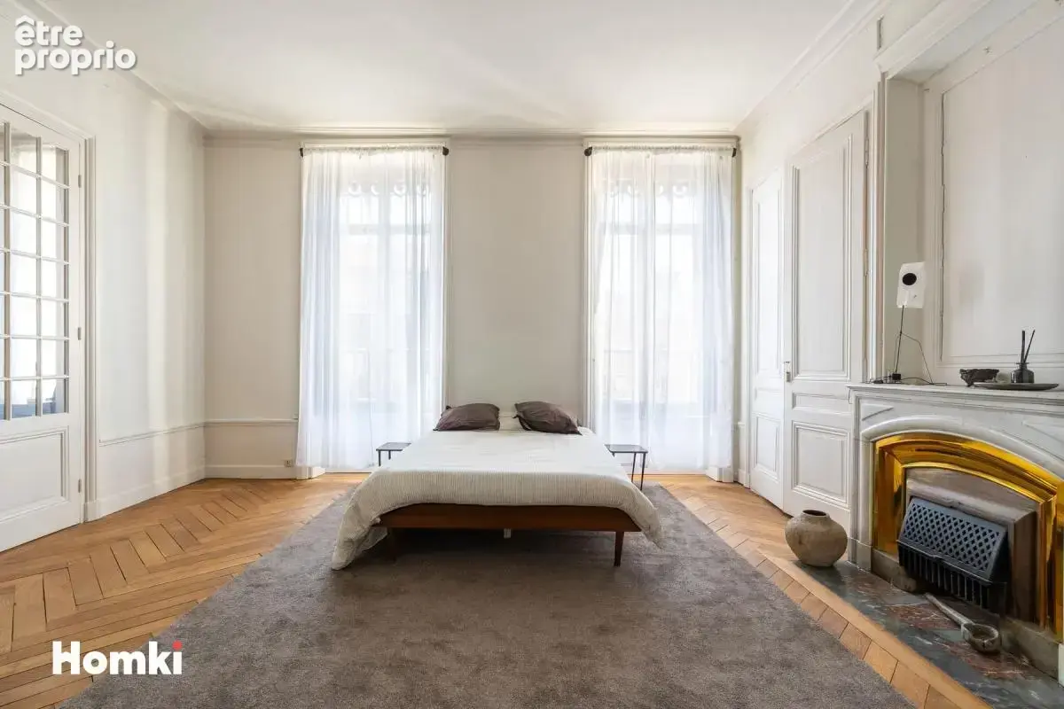 Appartement T3 de 93 m² à Lyon 69009, Rue Marietton - photo 4