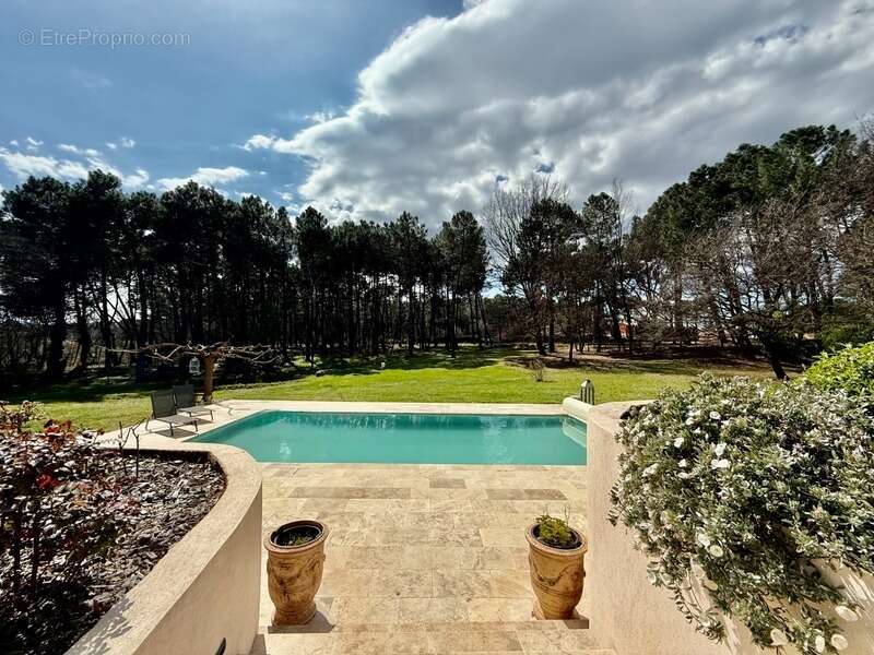 Maison à ROUSSILLON