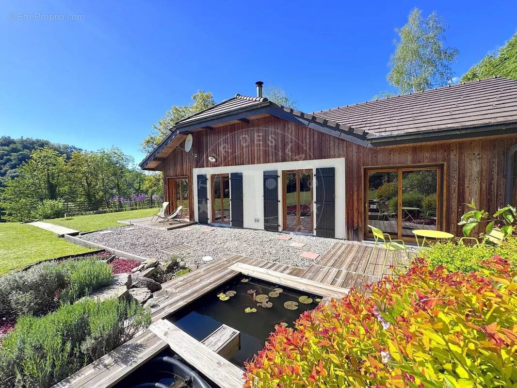 Maison à NAVES-PARMELAN
