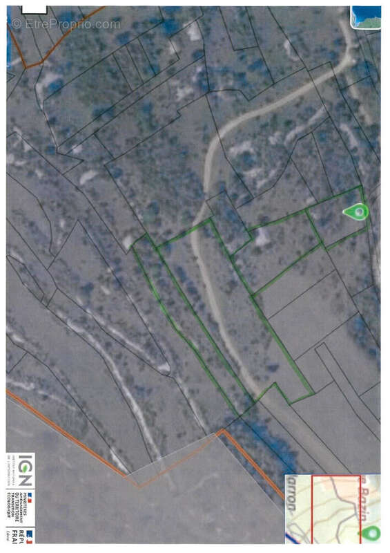 Terrain à SAINT-ROMAIN