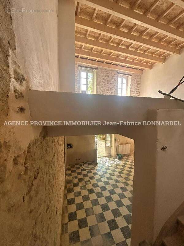 Maison à CHANTEMERLE-LES-GRIGNAN