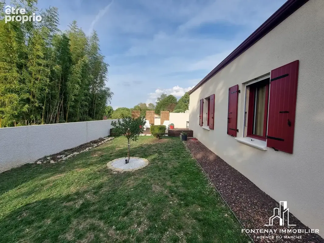 Maison 6 pièces 111 m² à vendre à Fontenay-Le-Comte (85200) - photo 9