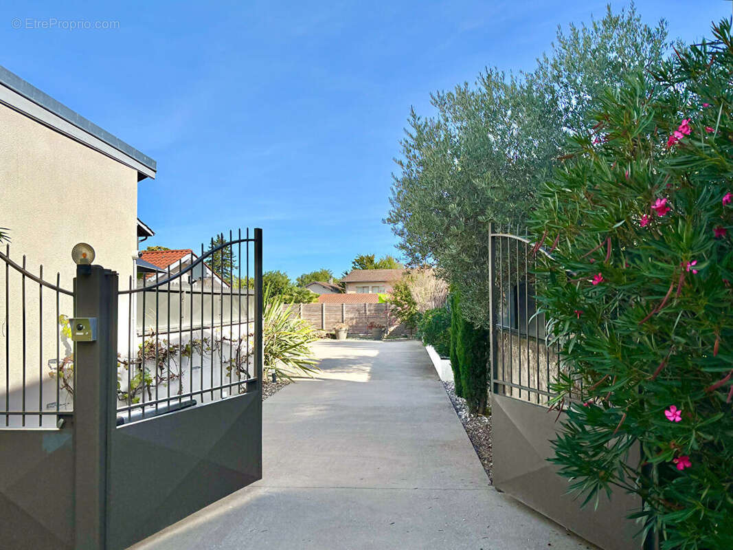 Maison à VILLETTE-D'ANTHON