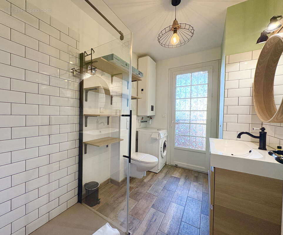 Appartement à SIX-FOURS-LES-PLAGES