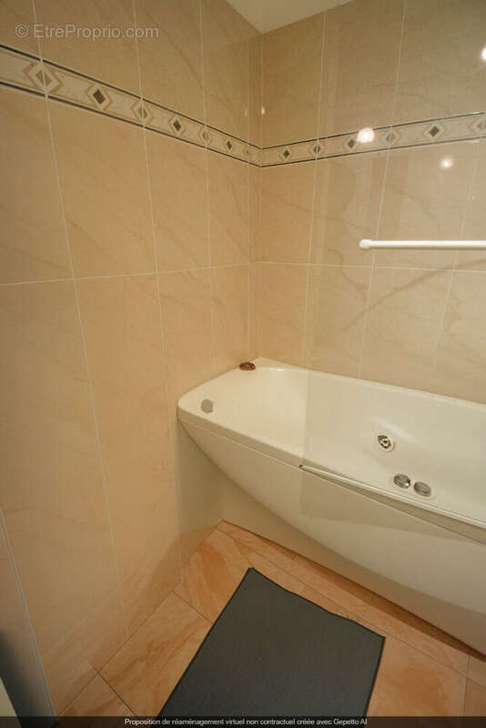 Appartement à MARSEILLE-6E
