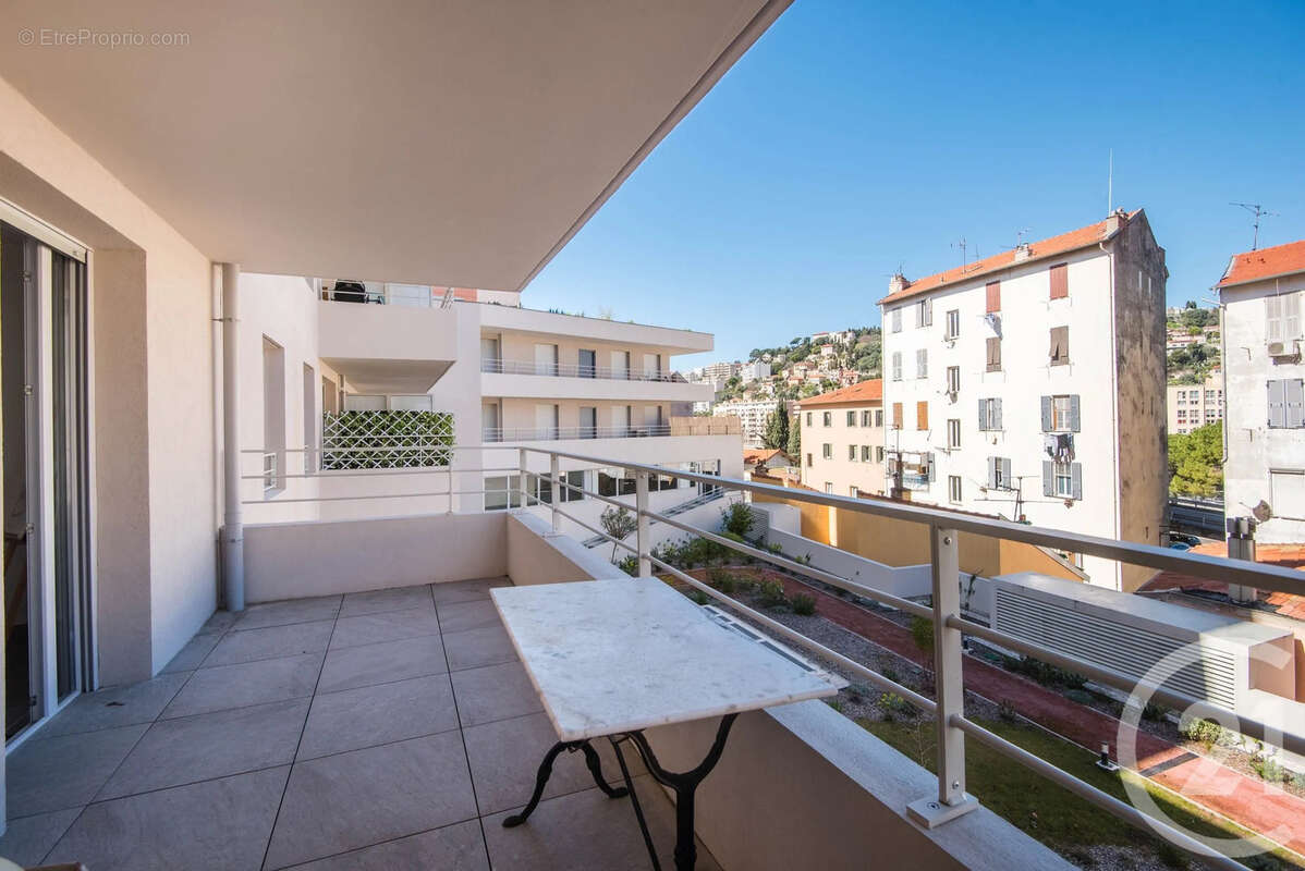 Appartement à NICE