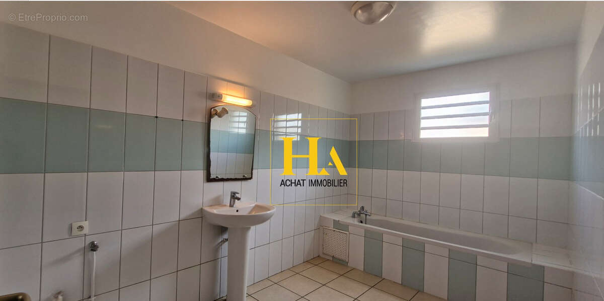 Maison à LA PLAINE-DES-PALMISTES