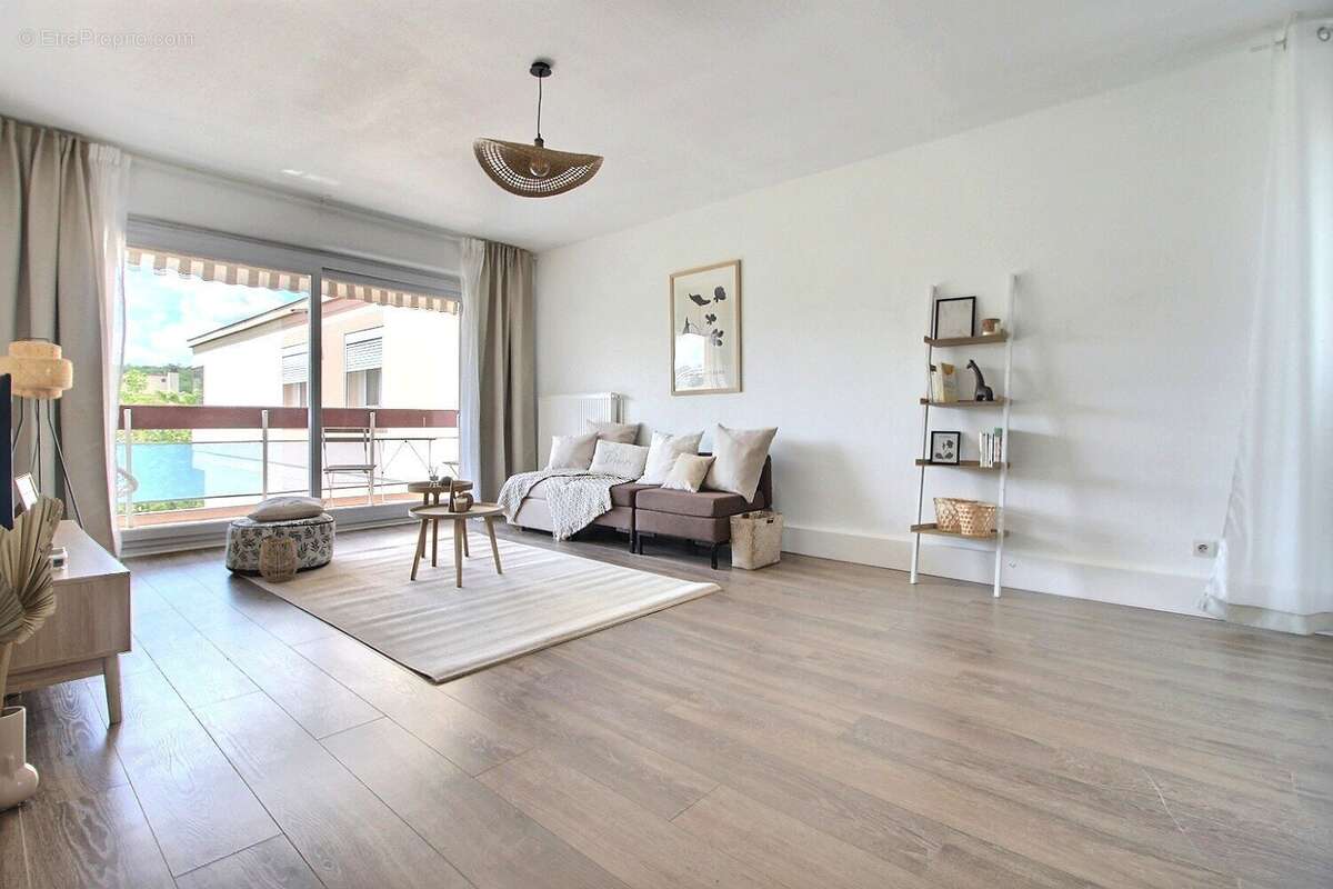 Appartement à RAMONVILLE-SAINT-AGNE