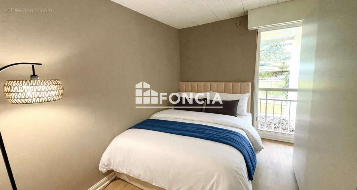 Appartement à VELIZY-VILLACOUBLAY