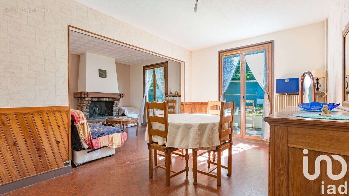 Photo 3 - Maison à LIMEIL-BREVANNES