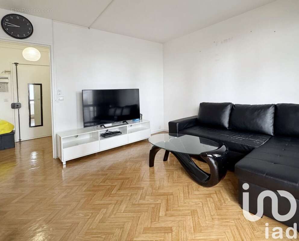 Photo 4 - Appartement à CHOISY-LE-ROI