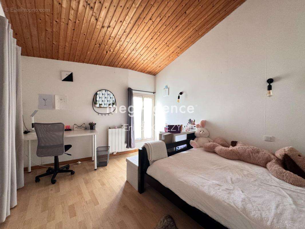 Maison à LES HERBIERS