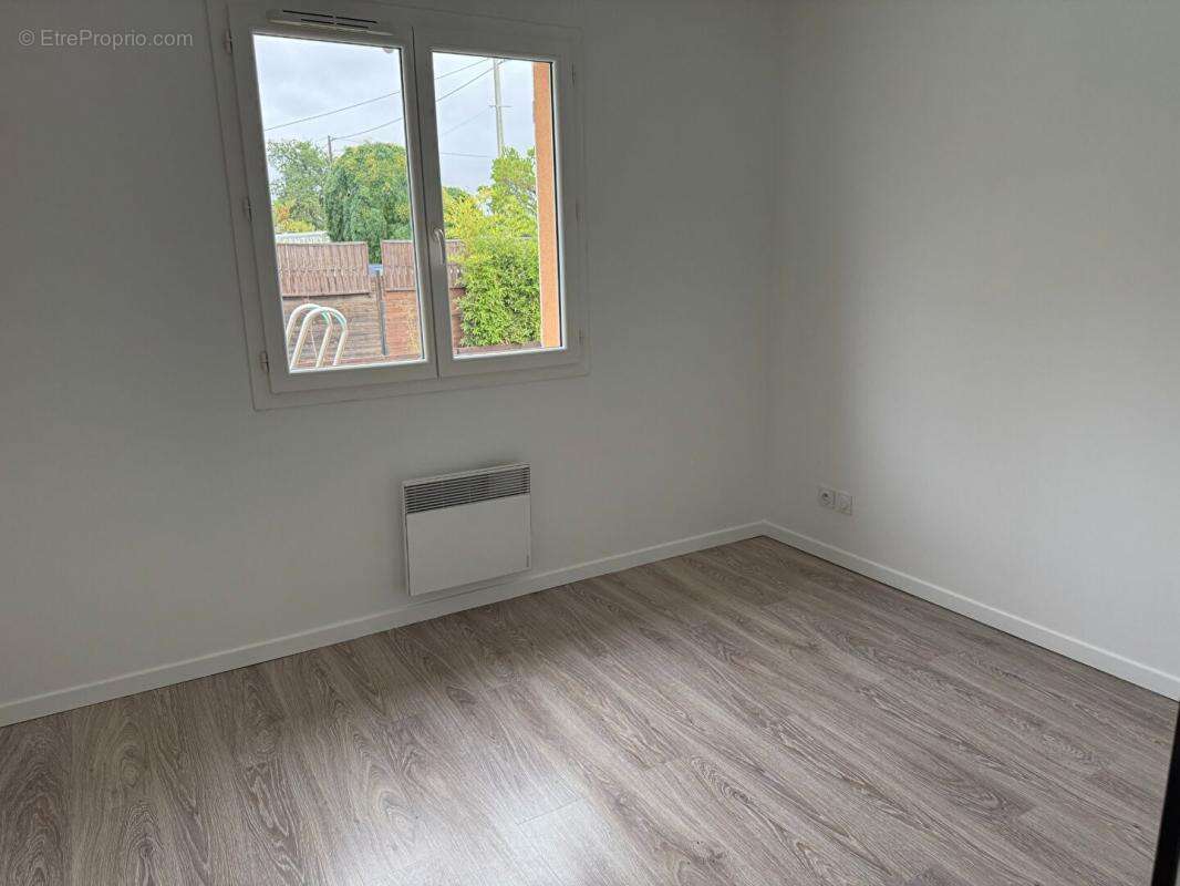 Maison à SAINT-QUENTIN-DE-BARON