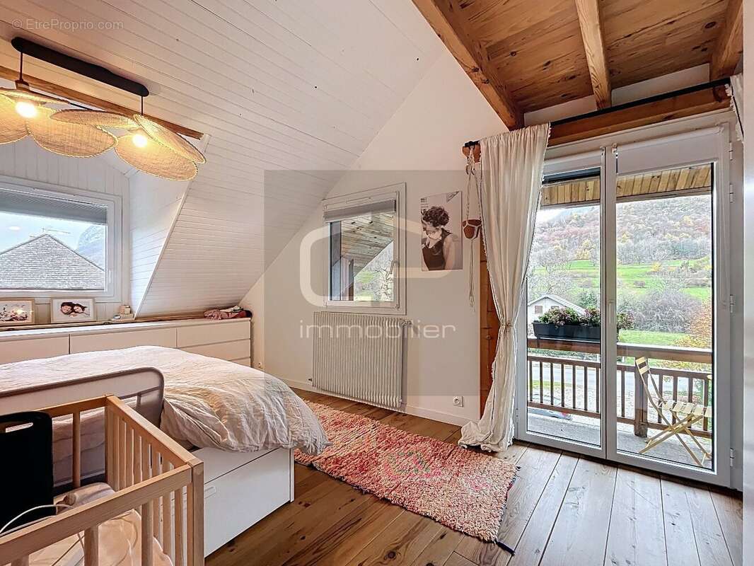 Appartement à TALLOIRES