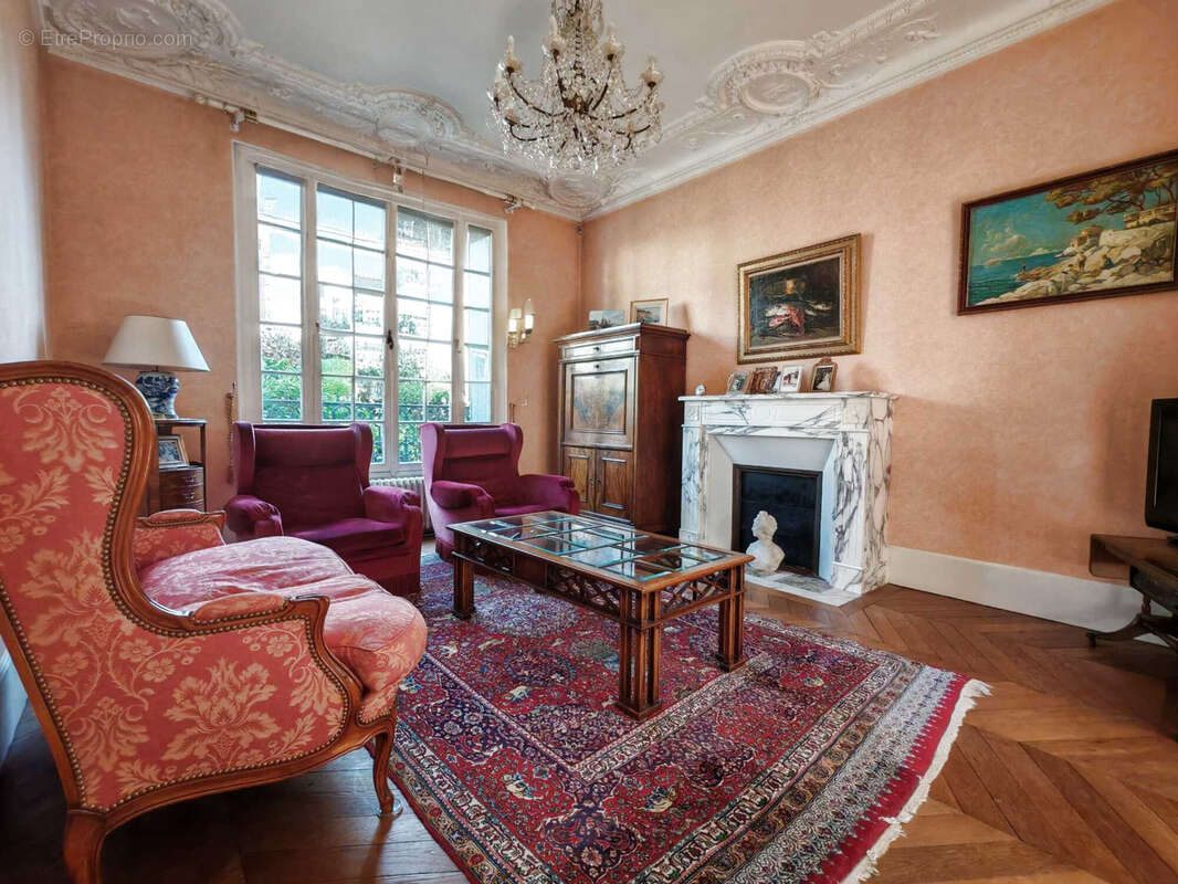 Maison à VERSAILLES