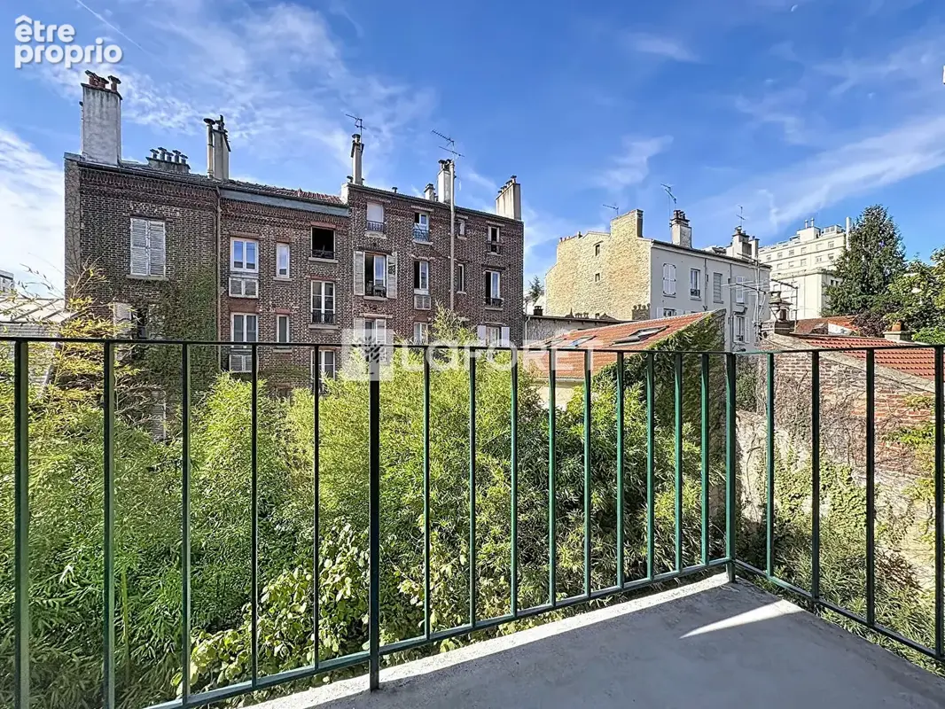 SURESNES - 4 pièces 87 m² - Entièrement rénové - 3 chambres - Balcon - Ascenseur - photo 5