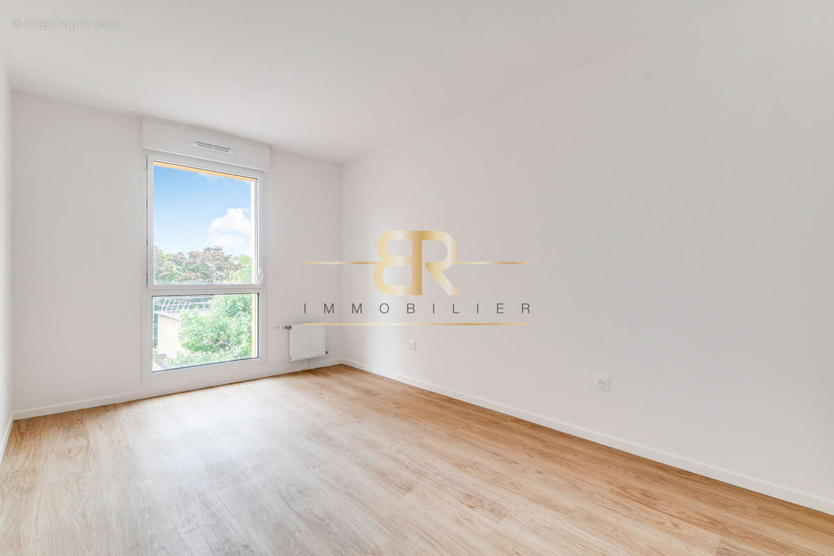 Appartement à AUBERVILLIERS