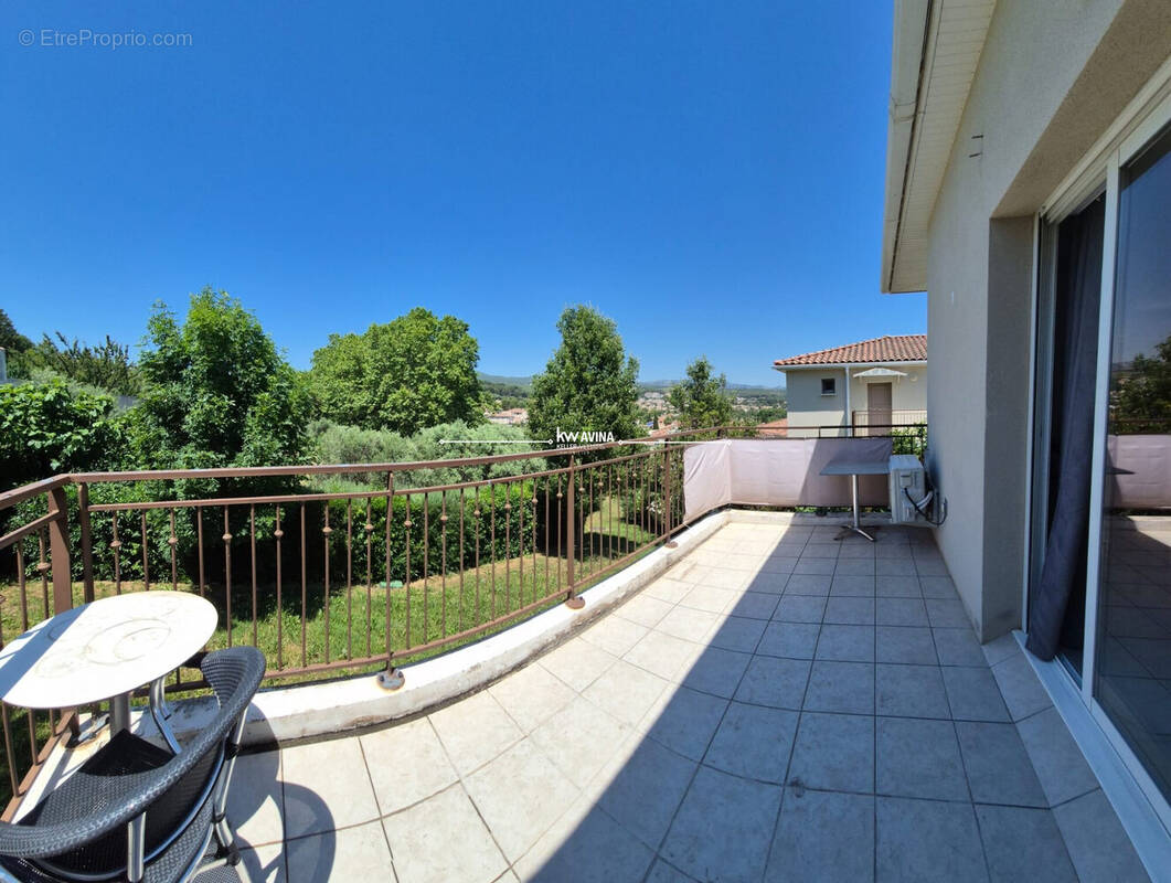 Appartement à MARSEILLE-13E